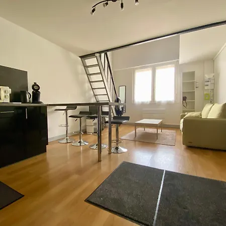 Lägenhet Elegant T2 Avec Mezzanine, Quartier Au Calme