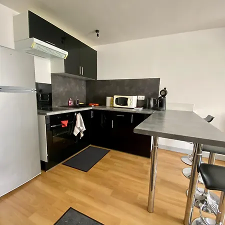 Elegant T2 Avec Mezzanine, Quartier Au Calme La Rochelle (Charente-Maritime)
